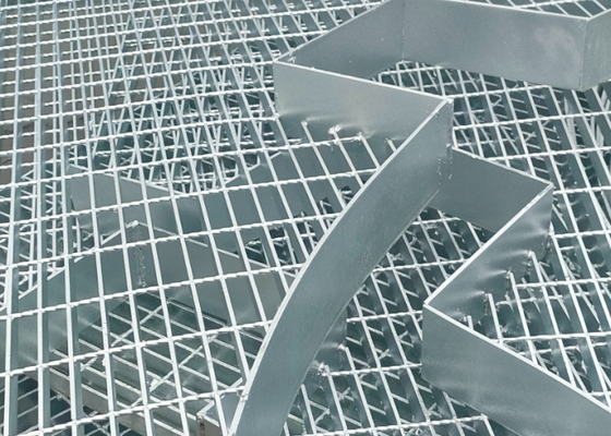 Low Carbon Steel Walkway Grating Non-slip Bar Grating for Industrial Platform