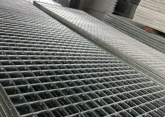Galvanized Steel Walkway Grating Bearing Bar 30*5mm for Water Treatment Plant