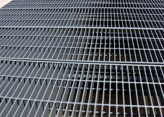 30 * 3mm الصلب درب مقضب لغطاء التصريف صلابة عالية