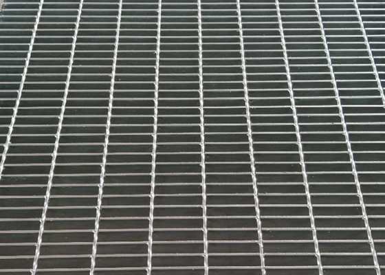 شبكة ممر من الفولاذ منخفض الكربون لمحطة توليد الكهرباء 25 * 3mm