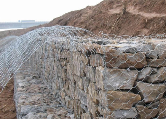 شبك سلكي غابيون جلفان 3 متر × 1 متر × 1 متر 60 × 80 ملم لمشاريع الدفاع الساحلي من الفيضانات