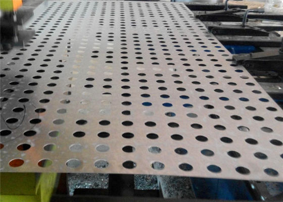 0.2mm شبكة سلكية مثقبة مجلفنة لتزيين السقف / حواجز الضوضاء