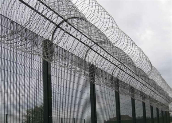 Clear View 358 Security Fence 4.0mm مسحوق مطلي باللون الأسود